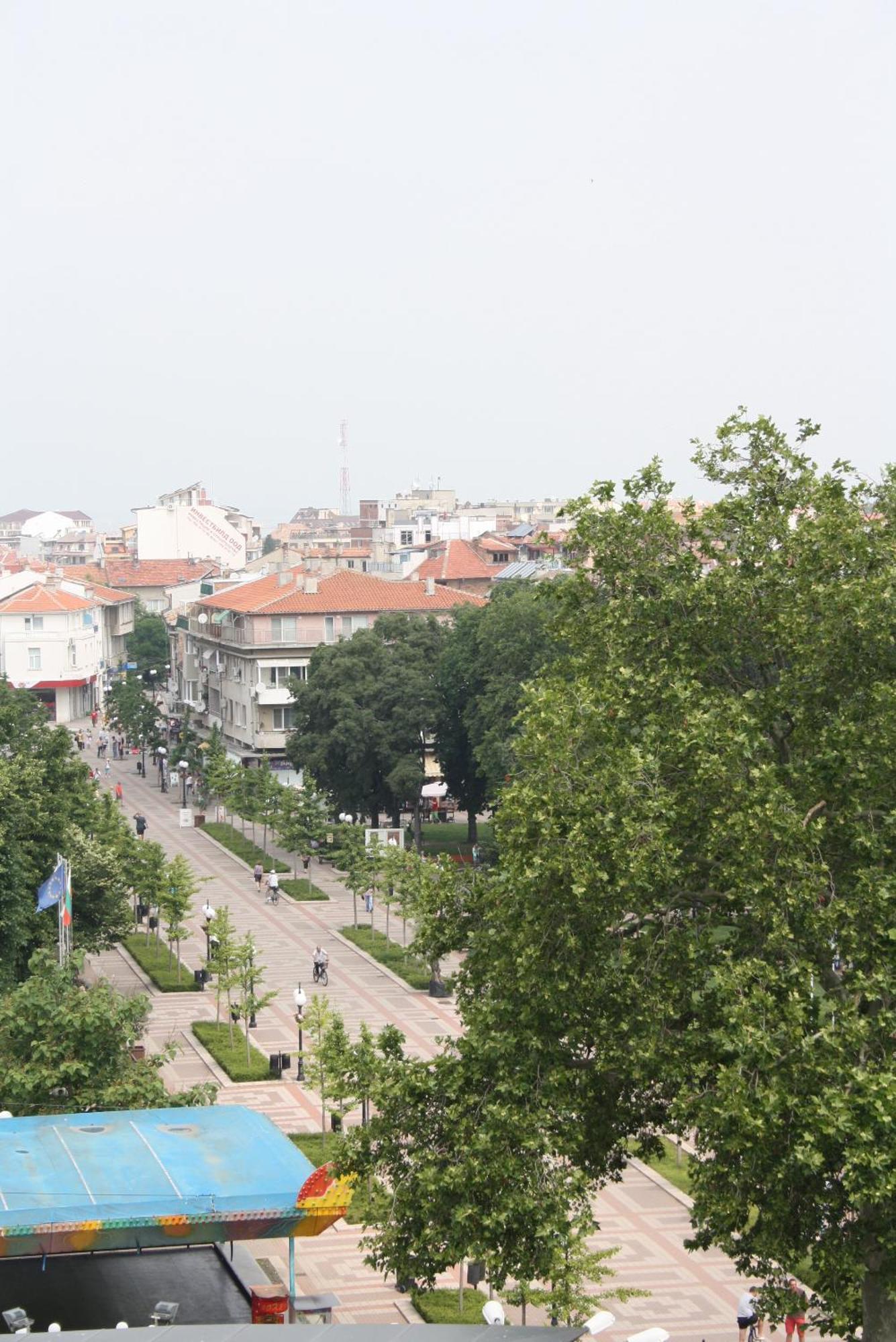 Paradise Hotel & Relax Center Pomorie Exterior photo